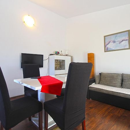 Apartments Ivanka 934 Fažana Eksteriør billede