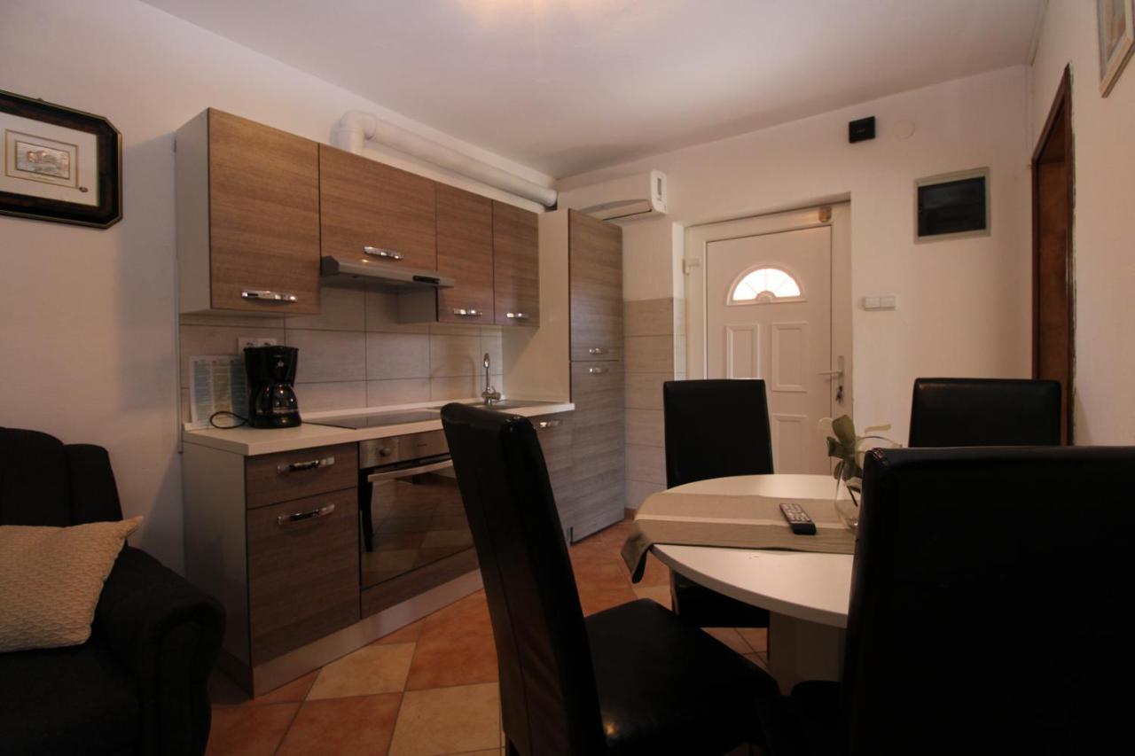 Apartments Ivanka 934 Fažana Eksteriør billede