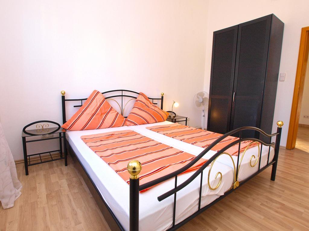 Apartments Ivanka 934 Fažana Eksteriør billede
